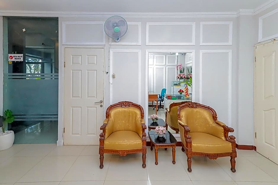 Urbanview Hotel Syariah Near Gelora Delta Sidoarjo