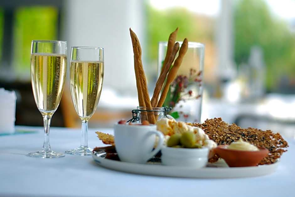 Lyng Dal Hotel og Restaurant