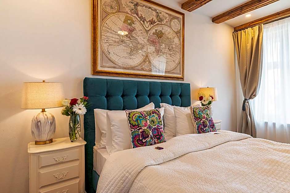 Nikolas Haus Premium Historic Center Stay & Free Parking