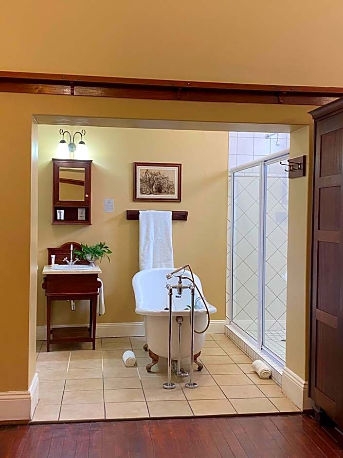 Kimberley Club Guesthouse