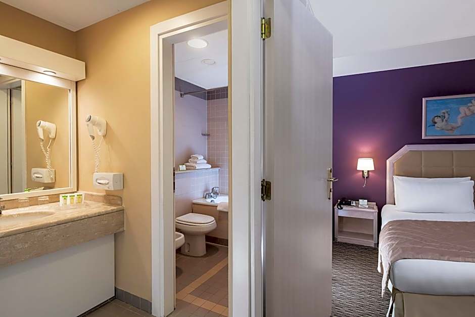 Holiday Inn Naples By IHG