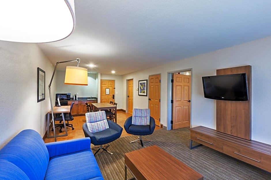 Holiday Inn Express Hotel & Suites Tulsa South Broken Arrow Highway 51 By IHG