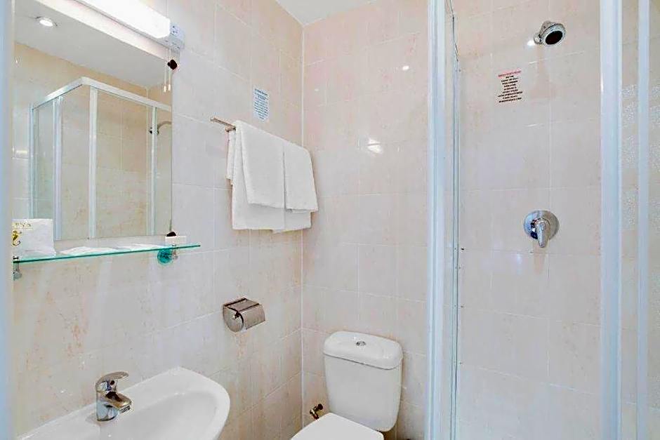 Queens Park Premier London Hyde Park