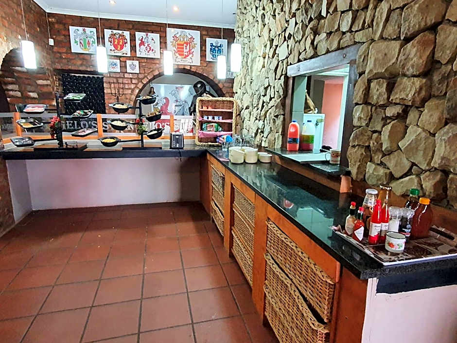 Barons Galley & Lodge