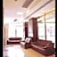 Grand Harbour Hotel