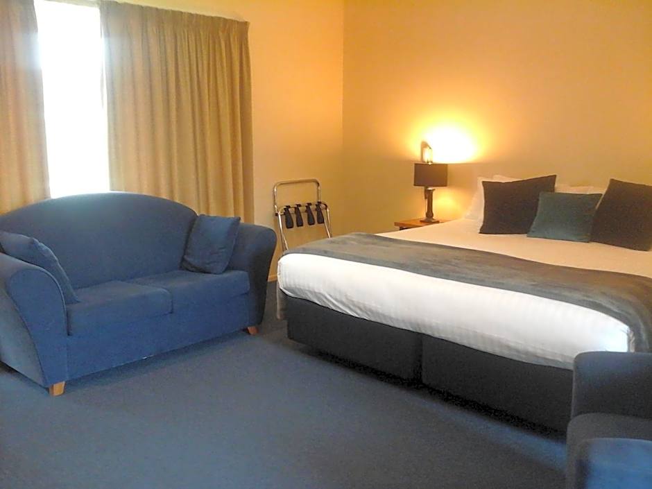 Photo 1 of 5 of Deluxe Suite