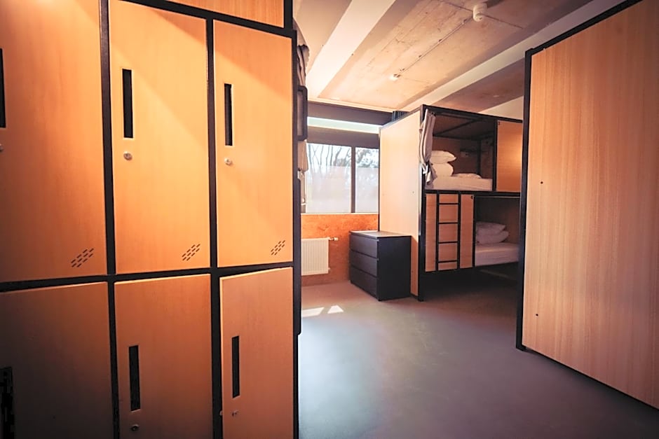 Urban Hotel The Golden Stork