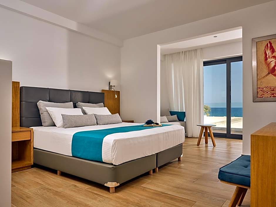 Cavo Orient Beach Hotel & Suites