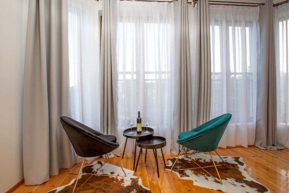 NORTH STORY - Luxury Chalet - Apartments & rooms