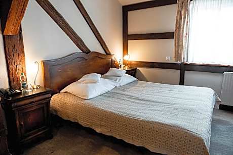 Single Room in Oficyna