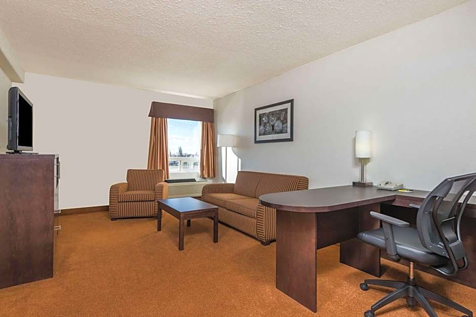 Super 8 by Wyndham Vermilion AB