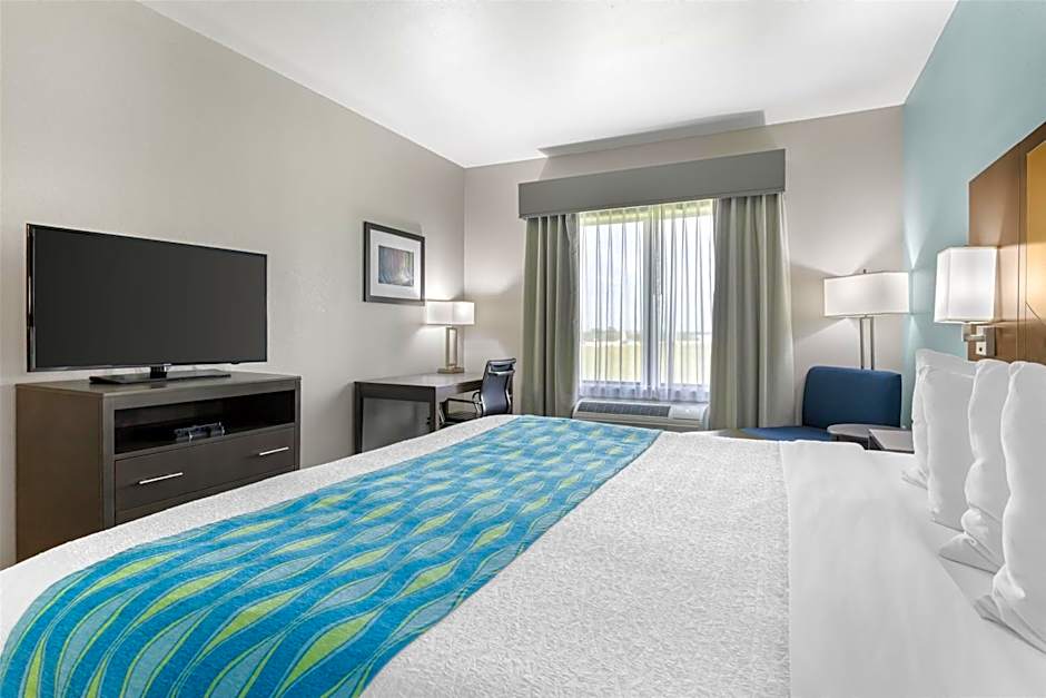 Best Western Plus Waller Hotel