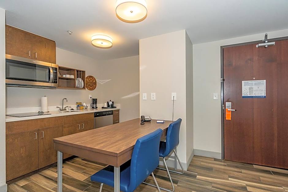 Hampton Inn By Hilton And Suites Flagstaff