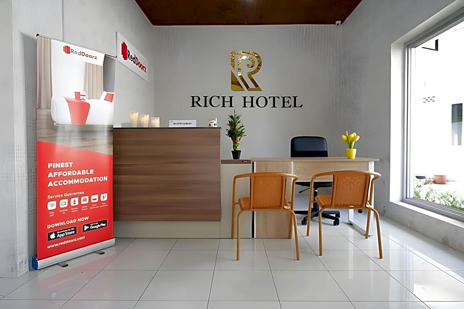 RedDoorz near Mataram University