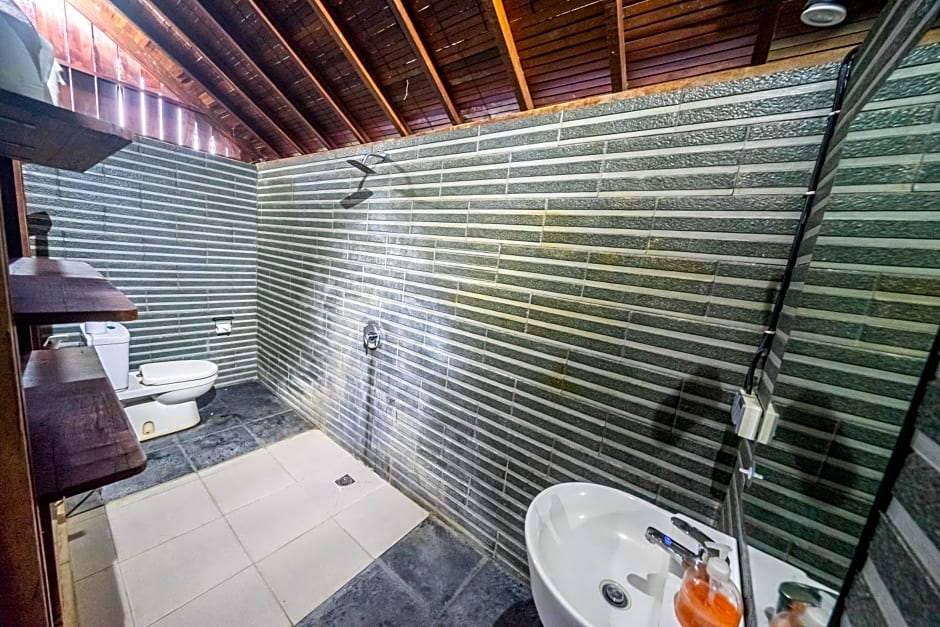 Tropical Canggu Hostel