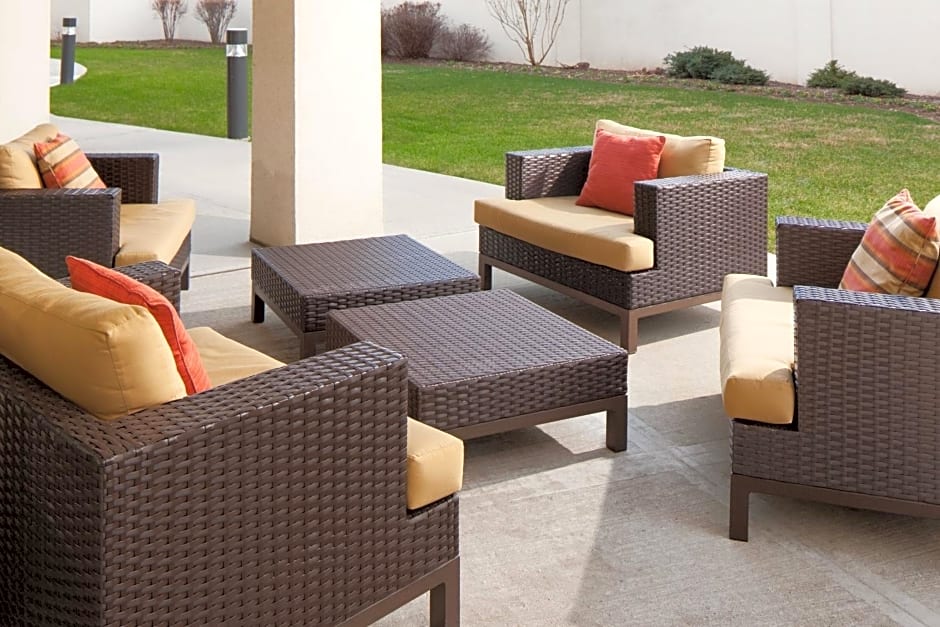 Courtyard by Marriott Lebanon