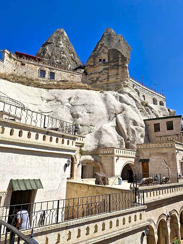 Nature Park Cave Hotel