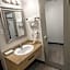 Express Inn & Suites