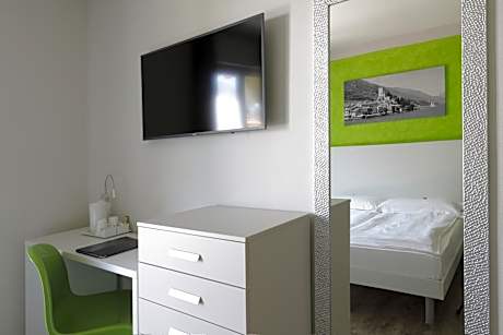 Smart Quadruple Room