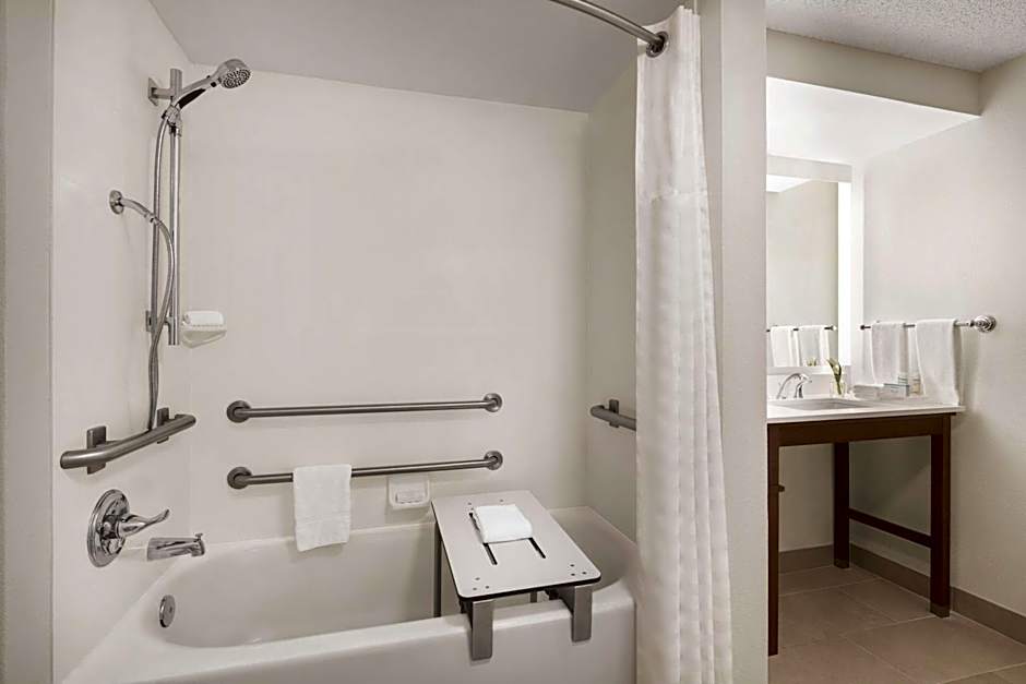 Homewood Suites By Hilton Fort Myers