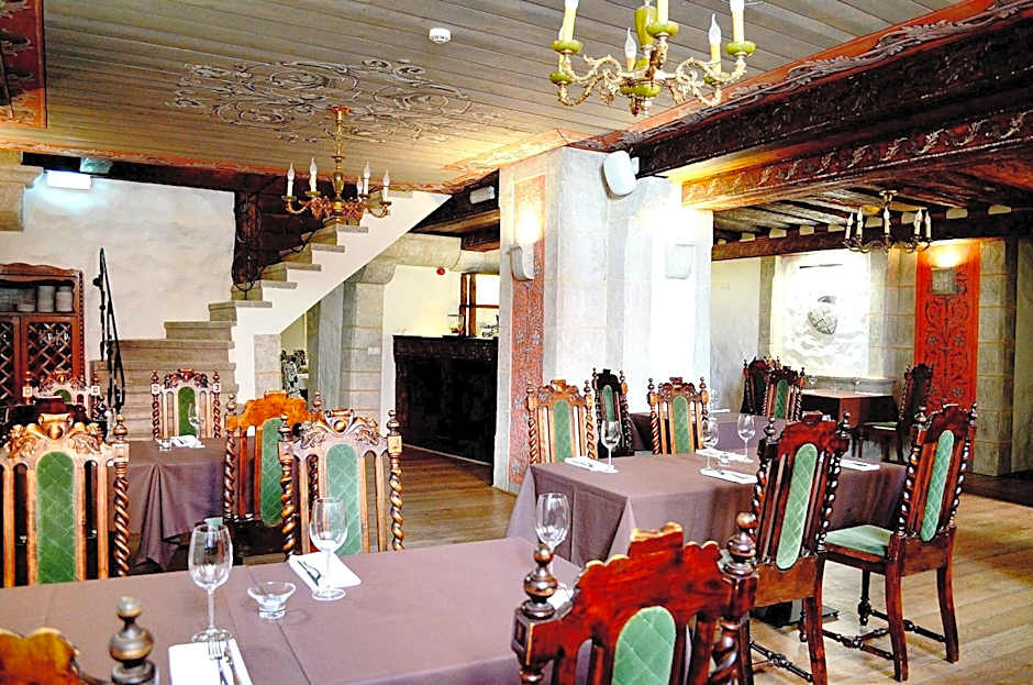 Three Crowns Residents