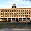 Ariel Broadway Hotel