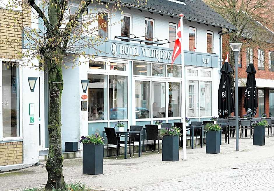 Photo 1 of 32 of Hotel Vildbjerg