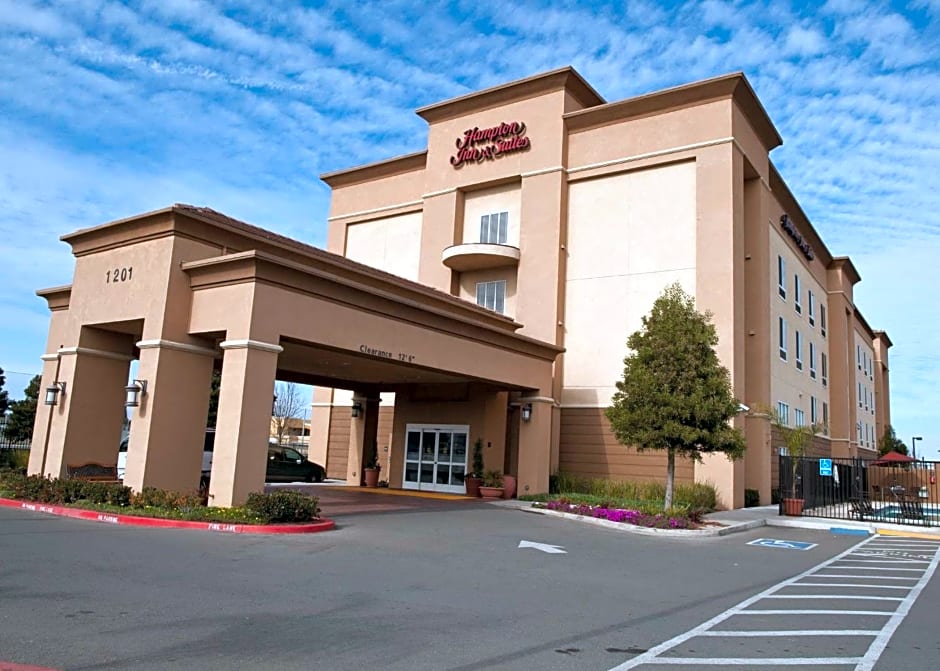 Hampton Inn By Hilton & Suites Pittsburg