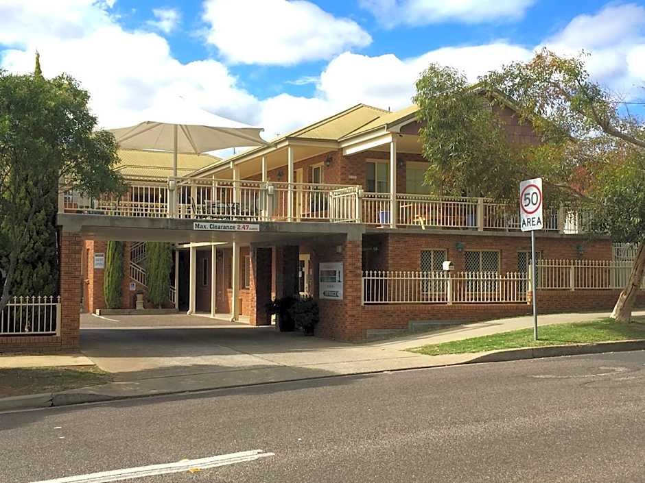 Golf Links Motel