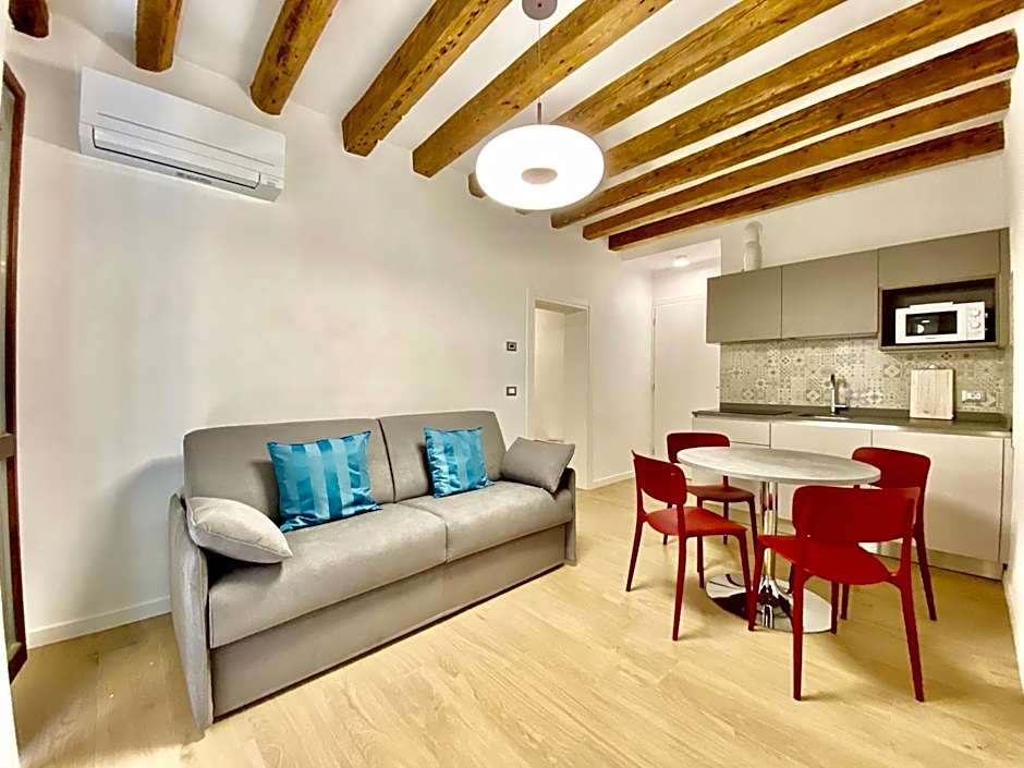 Suite House 4343 apartments