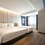 Atour Hotel Dalian Donggang Business District Gangwan Plaza