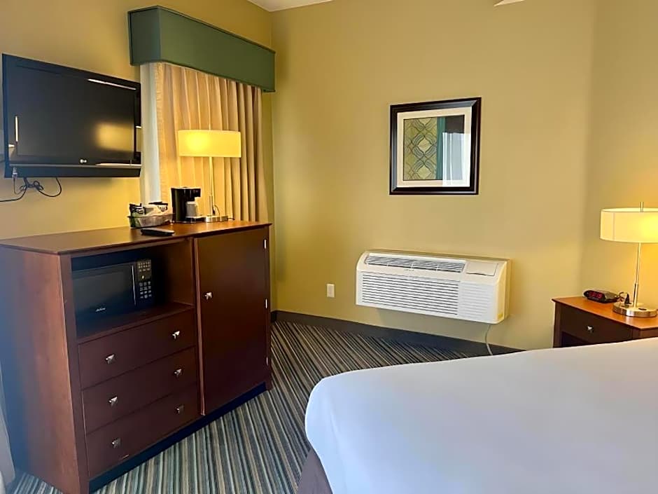 HUNTINGTON BEACH INN