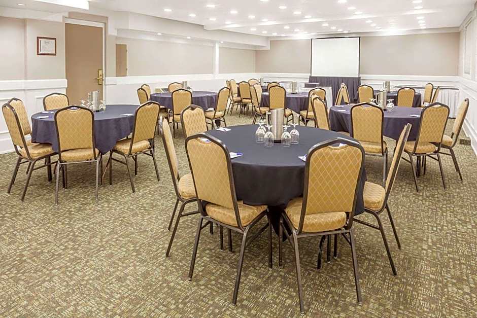 Baymont by Wyndham Red Deer