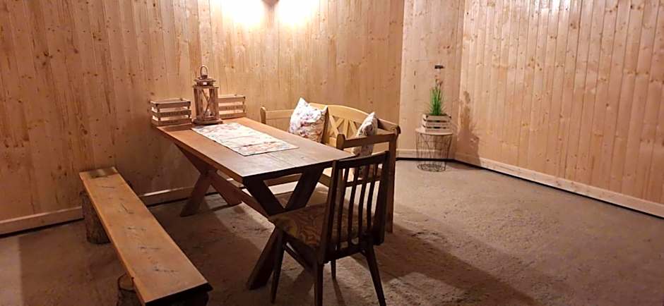 Chata u tří borovic