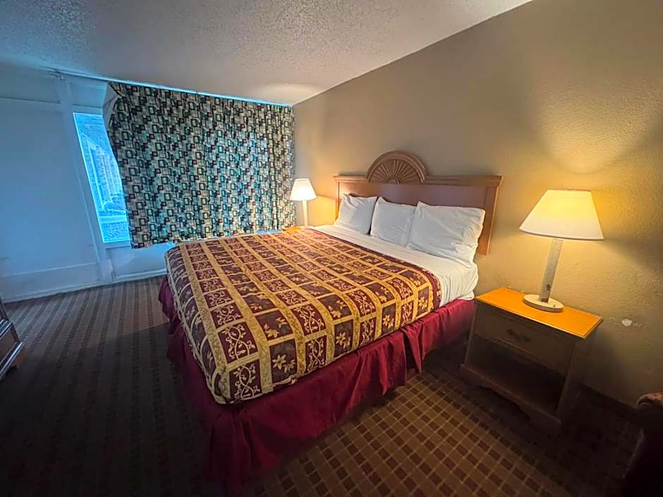 Express Inn & Suites