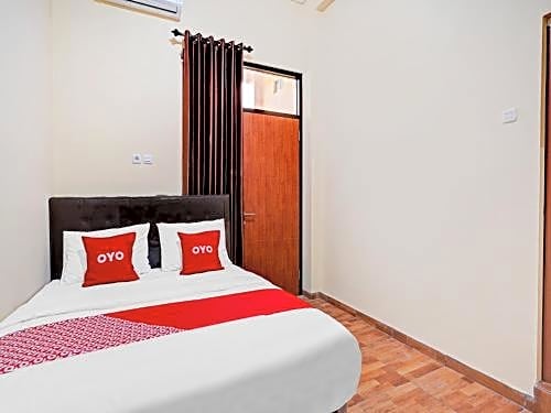 OYO 90286 Prenjak Syariah