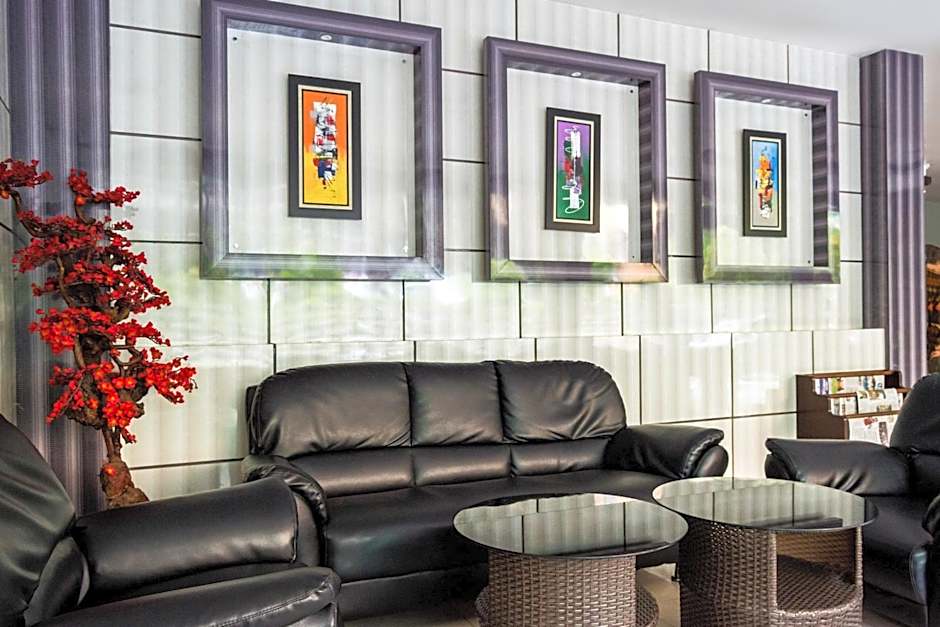 Capital O 664 Romance Hotel