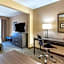 Comfort Suites Alpharetta/Roswell - Atlanta Area