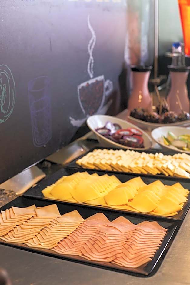 Ibis Cali Granada
