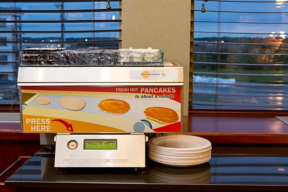 Holiday Inn Express & Suites Drayton Valley By IHG