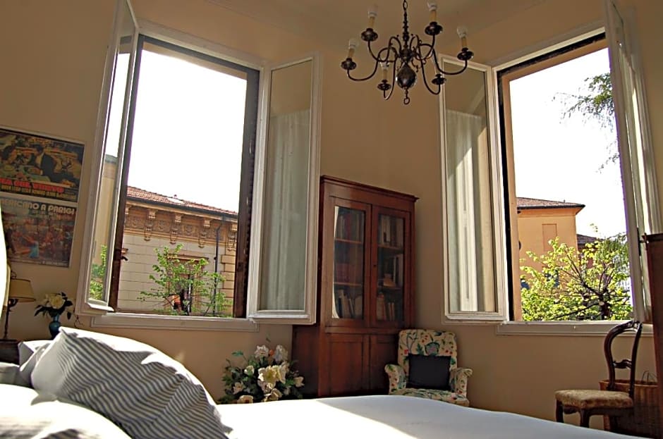 Italy Prestigious Guest House