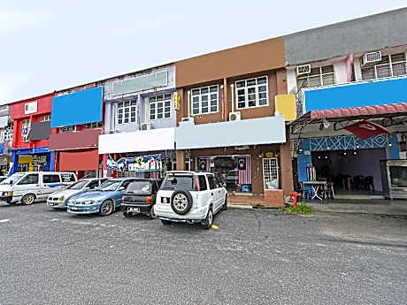 OYO HOME 90325 Au Homestay