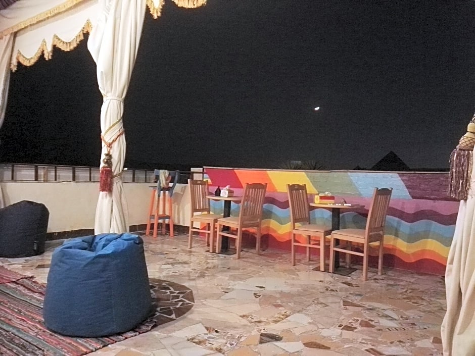 Atlantis Pyramids Inn