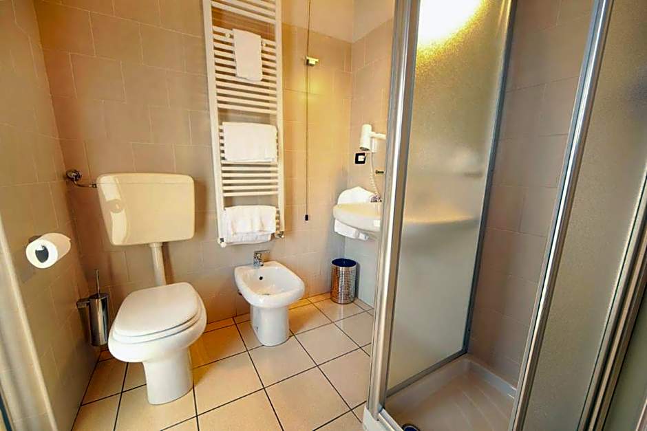Agora Hotel