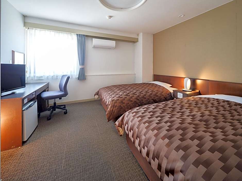 Yokaichi Royal Hotel