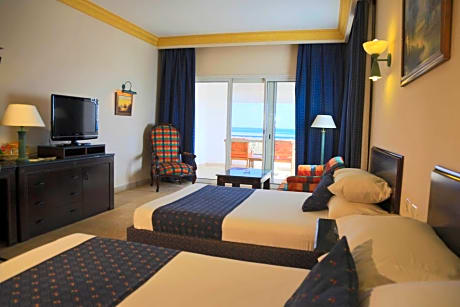 Twin Room with 2 Full Beds and Partial Sea View