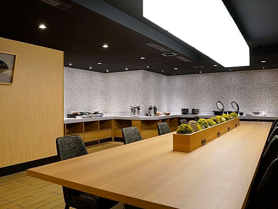 Comfort Inn Kyoto Shijokarasuma