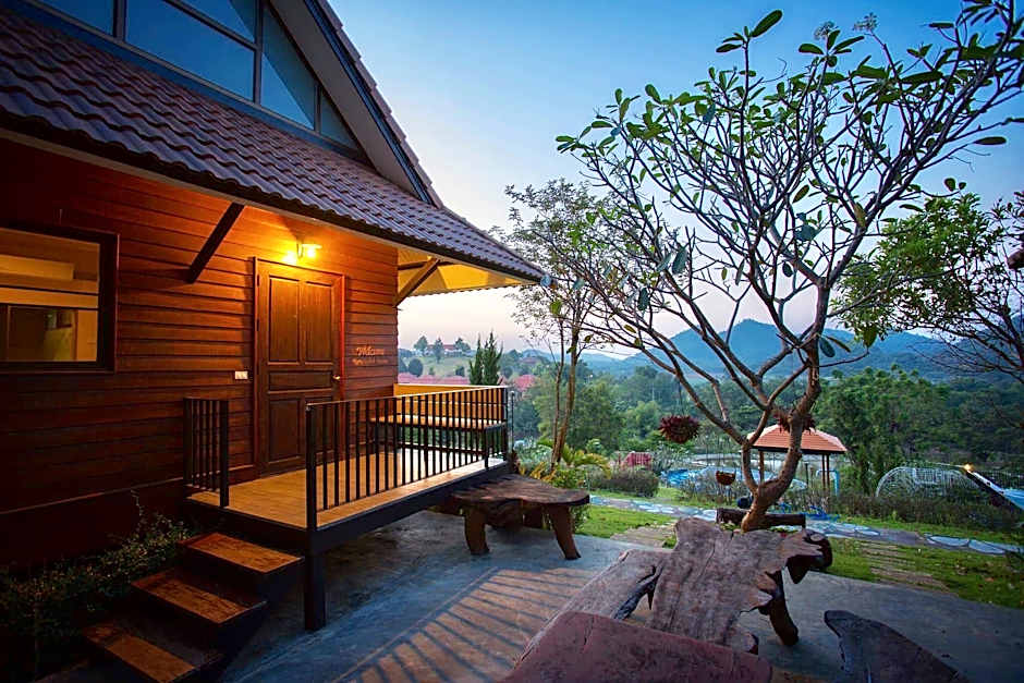 Tonsilp by The Moments Khao Yai