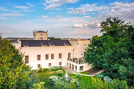 Hotel & Restaurant Chateau Trnová