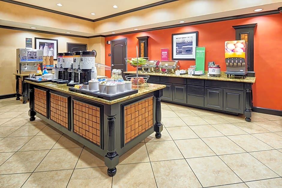Hampton Inn & Suites Waco-South